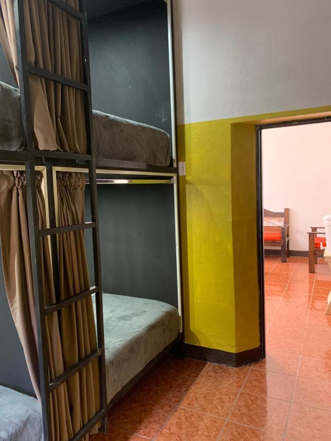 One Day Trip Hostel Antigua Buitenkant foto