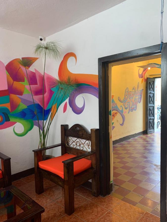 One Day Trip Hostel Antigua Buitenkant foto